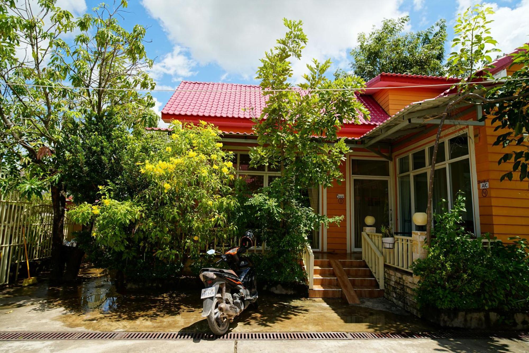 Yellow Star Hostel Kampot Exterior foto